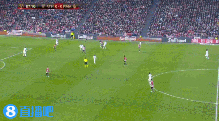 英超：阿森纳3-2利物浦，萨卡绝杀登顶积分榜