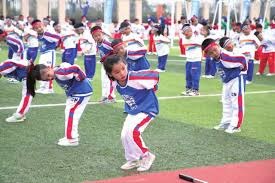 [F1]诺里斯强势超车拉塞尔 上升到第三位